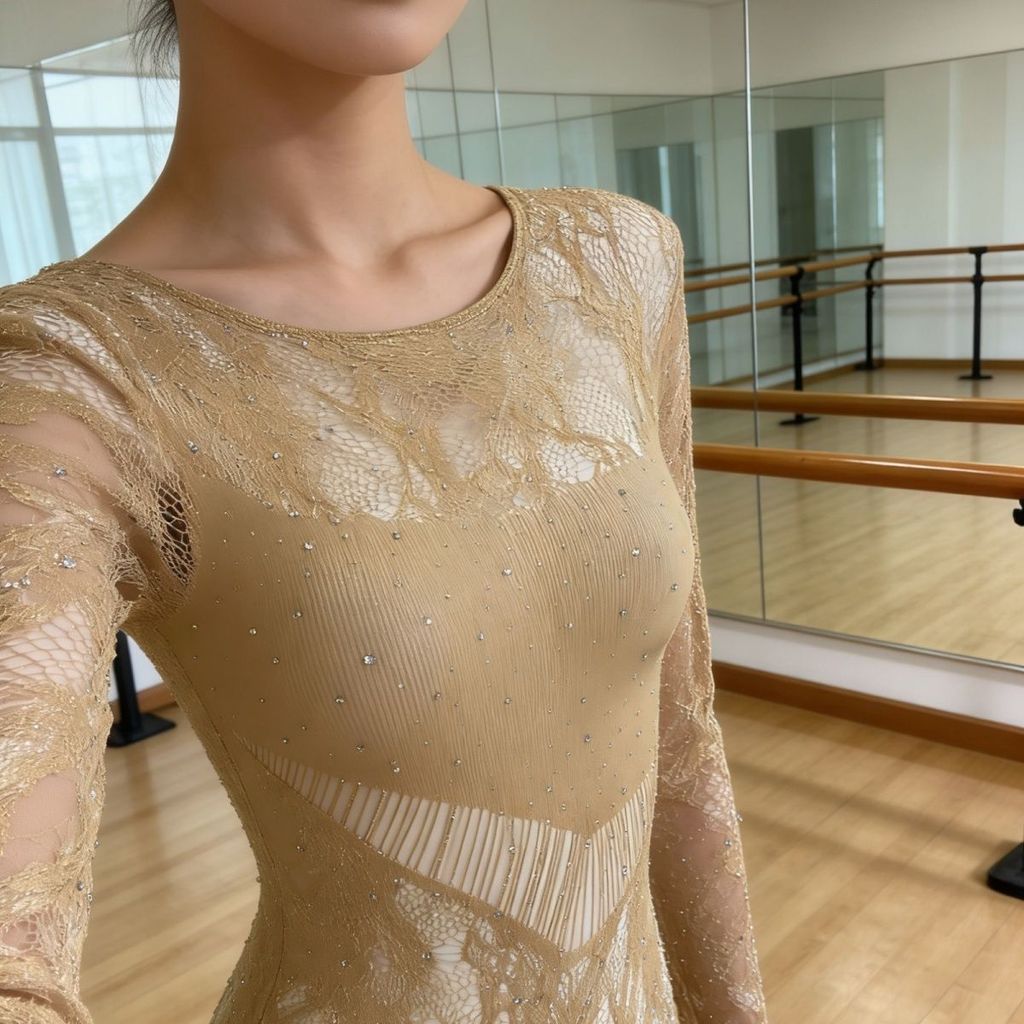 Milyfashion Áo sơ mi có độ co giãn tốt, form slim-fit, phong cách gợi cảm với cổ tròn và tay dài, phù hợp để nhảy múa