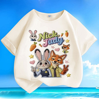Áo thun cổ tròn thoải mái được thêu hình Judynick của Disney, được thiết kế dành riêng cho bé gái.