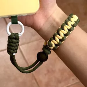 Dây Điện Thoại Di Động Có Thể Điều Chỉnh Phong Cách Ngắn Cổ Tay Phong Cách Cao Cấp Điện Thoại Di Động Dây Xích Kẹp Gioăng Phong Cách Mới Ngoài Trời Cốc Nước Dây