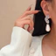 Bông tai tua rua zircon ngọc trai với thiết kế ánh sáng hoa, phong cách sang trọng mới nhất