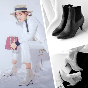 VNMZG34-39 Kích Thước Lớn OL Đi Lại Tất Cả Trận Đấu Giày Bốt Nữ Stiletto Gót Nhọn Ngón Chân Tay Martin Ống Ngắn Giày Bốt Thời Trang