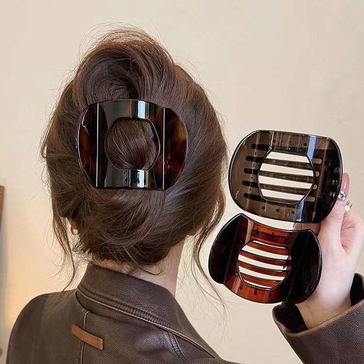 Kẹp Tóc Retro Hình Rùa và Cá Mập, Xu Hướng Mới 2024, Dành Cho Nữ