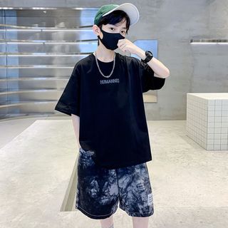 Bộ đồ bé trai mùa hè - áo thun tay ngắn in chữ + quần short loang màu thể thao năng động