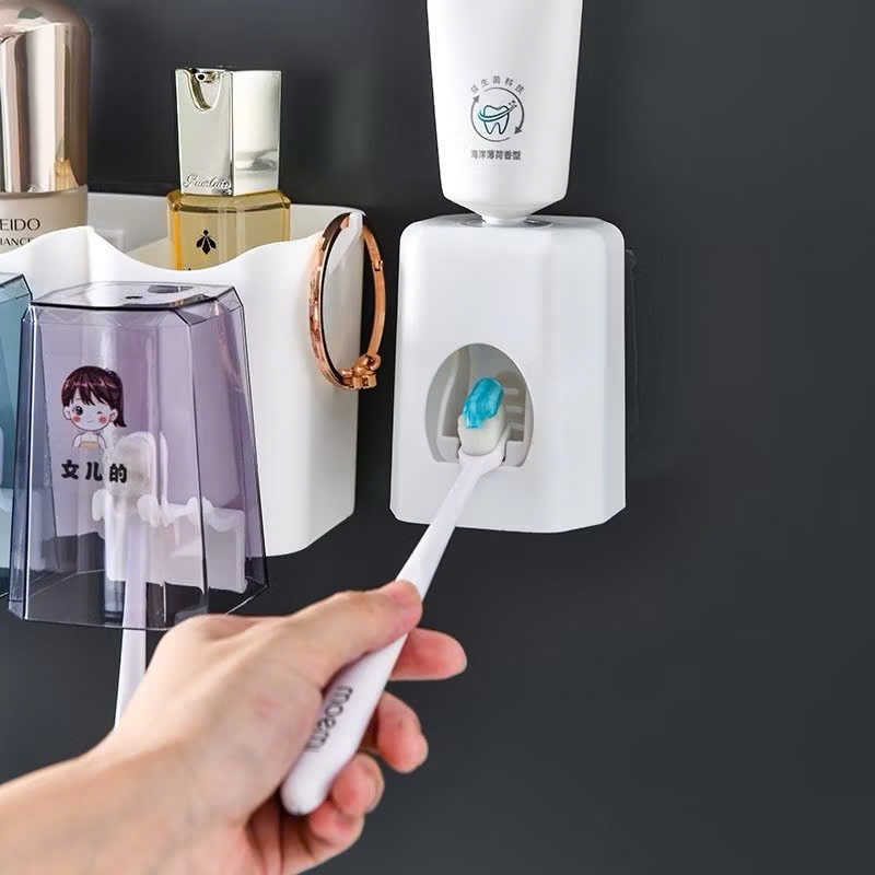 Bộ Nhả Kem Đánh Răng Tự Động- 4 cốc, Kệ Để Bàn Chải Kem Đánh Răng, Kệ để đồ phòng tắm đa năng lắp đặt dính tường kèm cốc