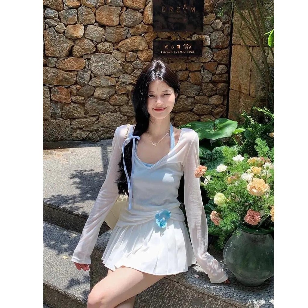 Mùa Hè Niche Bên Trong Dây Áo Vest Thời Trang Hàng Đầu Hai Mảnh Phù Hợp Với Tinh Khiết Desire Phong Cách Phù Hợp Với Cổ Chữ V Mỏng Áo Thun Nữ