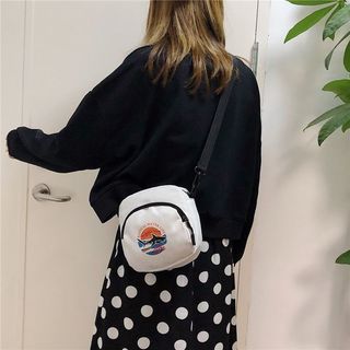 Nhật Bản Bông Tai Kẹp Chụp Đường Phố Túi Nữ ulzzang Thường Ngày Phù Hợp Với Hàn Quốc ins Sinh Viên Túi Vải Đeo Vai Túi Nhỏ