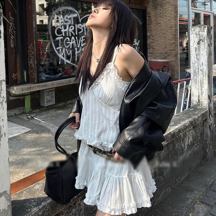 Váy đeo chéo sọc trắng Milyfashion Y2K Phong cách mới Slimer Look Váy ngắn xếp lớp thời trang