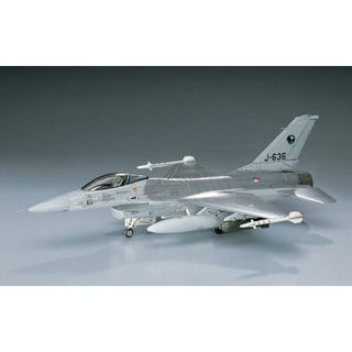 <Sale>Hasegawa 1/72 U.S. Air Force Tactical Fighter F-16A Plus Fighting Falcon Model Kit