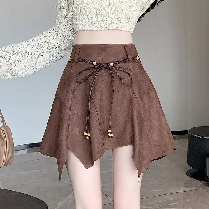 Váy da lộn vintage không đều mùa thu đông mới, váy A-line cao cấp, ôm sát, sexy, đa năng, váy ngắn
