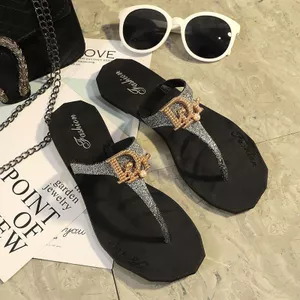 2023 Phong Cách Mới Nữ Mùa Hè Phiên Bản Hàn Quốc Influencer Xu Hướng Thời Trang Phù Hợp Với Mọi Trận Đấu Thoải Mái Thường Ngày Chống Trơn Trượt Bên Ngoài Đeo Chân Thấp Flip-Flops