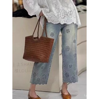 Quần Jean Thêu Hoa Classic Plus Size - Lưng Cao Ôm Chân, Mùa Hè Siêu Phù Hợp