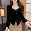 Áo sơ mi cổ vuông nhung kiểu Pháp, phù hợp mùa thu dành cho nữ