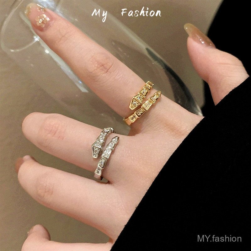 Nhẫn rắn kim cương flash màu đỏ - Phong cách sang trọng cho bé gái