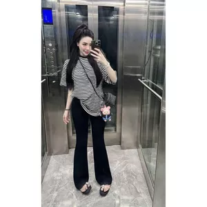 Bộ Áo Thun Kẻ Ngang Vằn Dễ thương Phối Quần Dài Ống Loe Chất Liệu 100% Cotton Mềm Mát