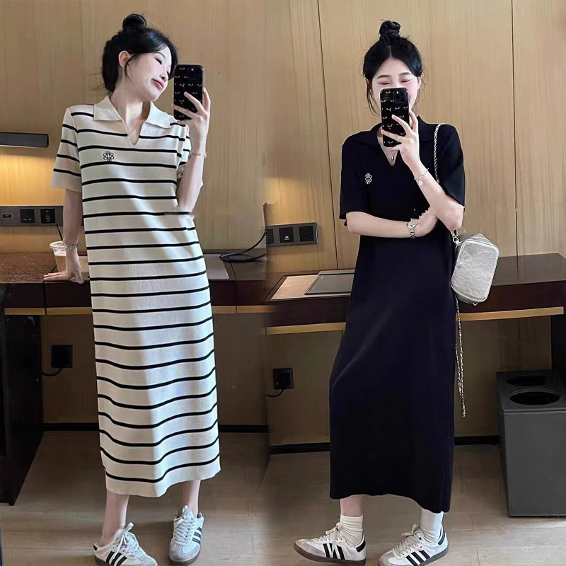 Trang phục bà bầu mùa hè Ve áo sọc thời trang phương Tây