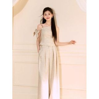 Set đồ nữ áo lệch vai đính nơ + quần suông ống suông HB.Stuido S105