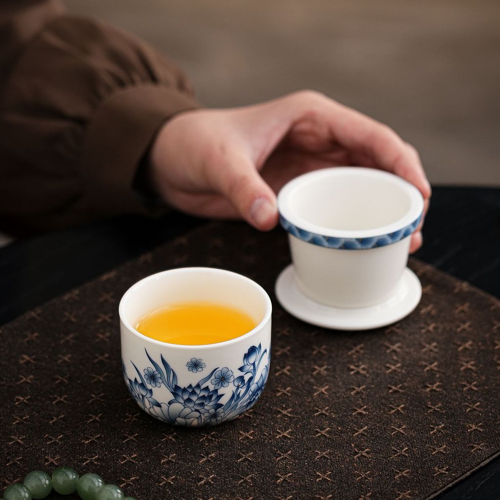 Xanh Trắng Gốm Sứ Nhỏ Cốc Trà Di Động Một Nồi Một Cốc Văn Phòng Một Người Uống Trà Nhanh Cốc Có Nắp Lọc