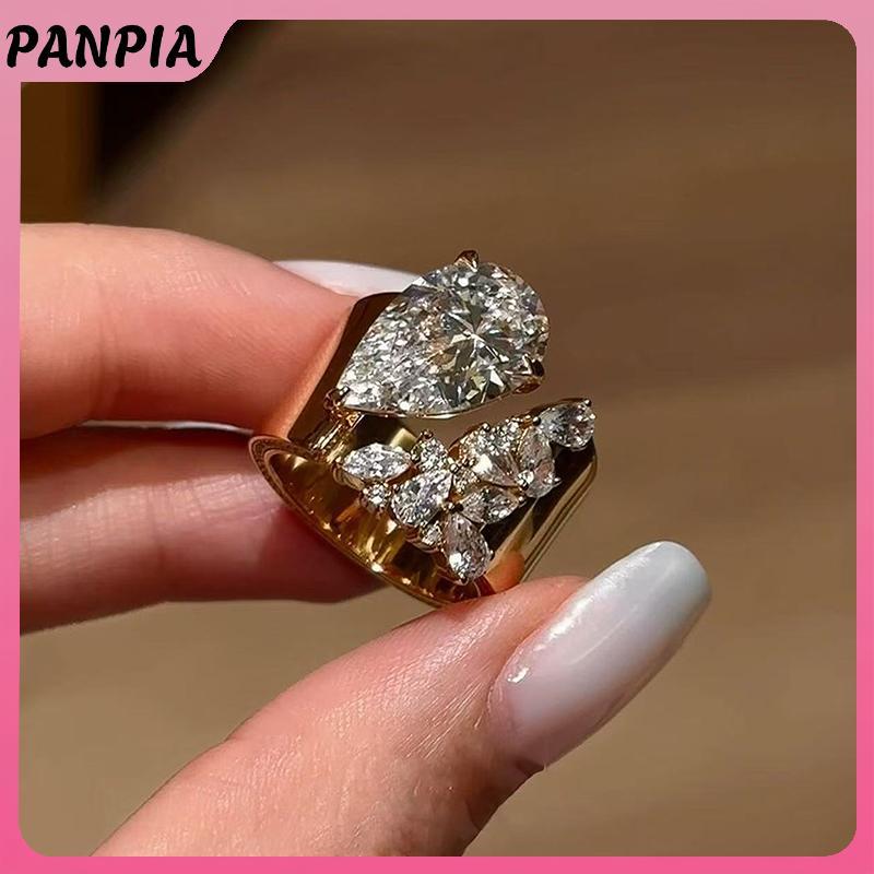 Nhẫn nữ sang trọng thiết kế cảm hứng từ kim cương với khảm đá quý sáng bóng - Trang sức hoàn hảo cho bữa tiệc
