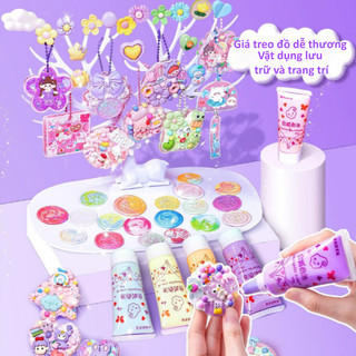 【BabyJoy】Bộ DIY làm móc khóa và dán sticker,bao gồm kem keo và charm xinh xắn,Hộp đựng đồ ba tầng,Đồ chơi thủ công