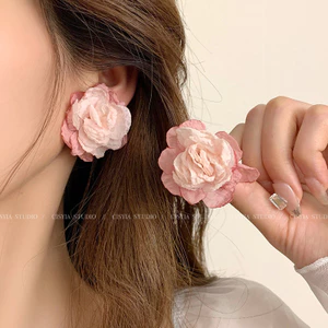 Bông tai kẹp hình hoa hồng cao cấp, ngọt ngào và dễ thương dành cho nữ