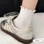 Tất nữ mỏng gân ruffle cuff giữa bê thoáng khí, phù hợp với giày và tạo phong cách hoàn hảo
