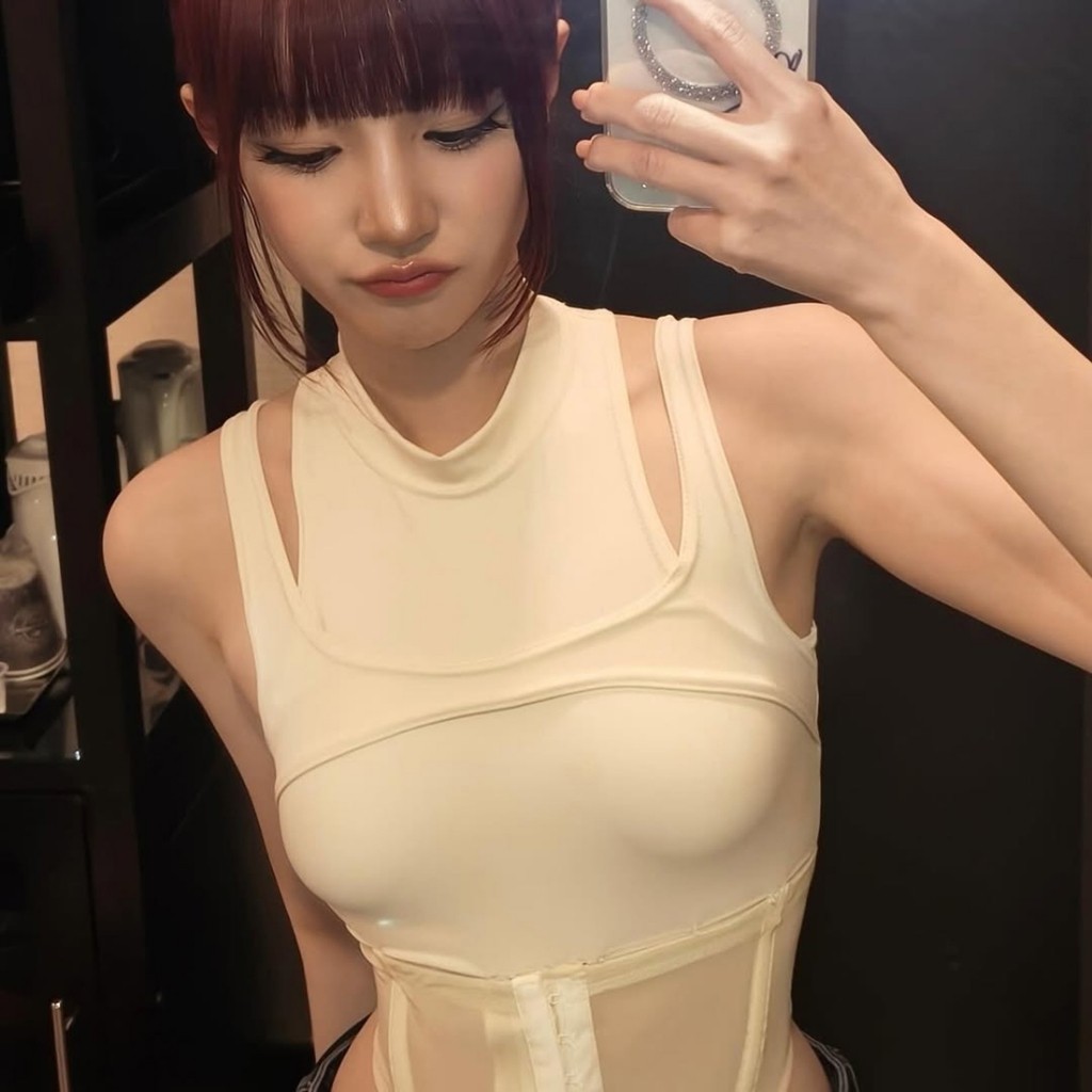 Cá tính áo cổ rùa tay skinny, giúp giảm eo, phong cách thời trang mới
