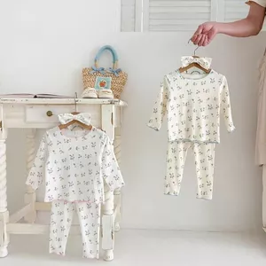 Bộ Đồ Ngủ Bé Gái Mùa Xuân Thu Hoa Homewear Bộ Hai Mảnh 80-130 Size U4T0