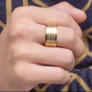 Nhẫn nam thép titan retro hình trái tim không phai màu, bảo vệ và giải tỏa căng thẳng, 2026.01.23