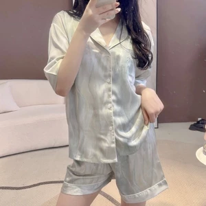Shop 2025 Ice Silk Bộ Đồ Ngủ Nữ Cao Cấp Ngắn Tay Ngọt Ngào Hoạt Hình Cardigan Ve Áo Thoáng Mát Homewear Phù Hợp Với