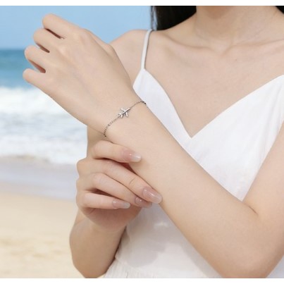 Máy bay đính kim cương - Vòng tay nữ nhỏ gọn, thời trang và độc đáo