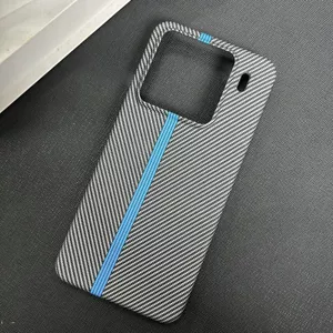 Thích hợp cho Ốp điện thoại Xiaomi 15pro Họa tiết sợi Carbon 14 hạt dập nổi Kevlar 13ultra Track Họa tiết dọc Chống sốc