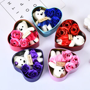 Hoa xà phòng hộp sắt hình trái tim - Bó hoa hồng vĩnh cửu cho đám cưới Valentine