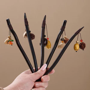 Kẹp tóc handmade bằng gỗ đàn hương - Phụ kiện quấn tóc nữ tính