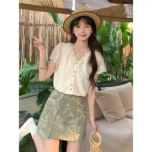 Mutu Áo sơ mi ngắn tay nữ phong cách Pháp cổ chữ V, cảm giác ba chiều và họa tiết hoa đẹp