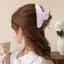 Kẹp tóc acrylic thiết kế vây cá mập, giữ chắc chắn và bảo vệ tóc dày, chống vỡ