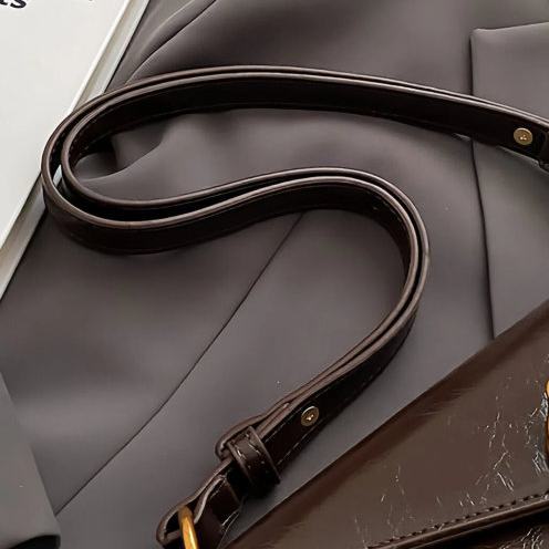 Spring and summer foreign-style French stick bag, Korean style, one-shoulder underarm, new cross-slung small square bag
