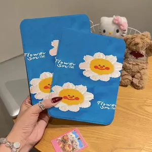 Hoa cúc tươi cười cười với Blue Bottom Gương gấp gọn cúc tươi cườn làm đẹp nữ sinh cao