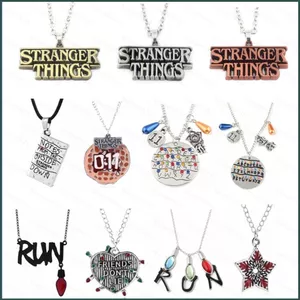 SQ Vòng cổ Stranger Things - Eleven & Demogorgon, bảng chữ cái tiếng Anh