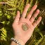 Vòng tay handmade từ đồng có thể điều chỉnh, phù hợp với phong cách năng lượng Reiki và xoắn ốc.