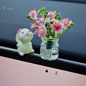 1 Bộ Đồ Trang Trí Búp Bê Chữa Bệnh Ô Tô mới Bình Mini Dễ Thương Và Thỏ Bảng Điều Khiển Trung Tâm Ô Tô Trang Trí Cửa Sổ mới