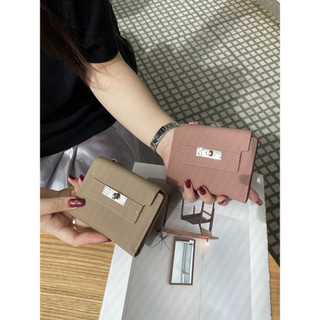 Ví da ngắn nữ, Chất liệu da bò mềm, Thiết kế ly hợp hợp thời trang, Chức năng lưu trữ dung lượng lớn Thiết thực