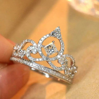 Women's Moissanite Ring by quweirj.vn
