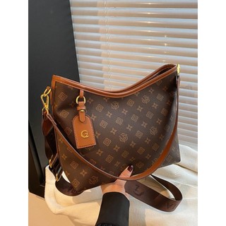 Túi Tote Nữ Retro Dung Tích Lớn 2024 Phong Cách Mới Cao Cấp Thời Trang Presbyopic Đi Lại Túi Đeo Vai Túi
