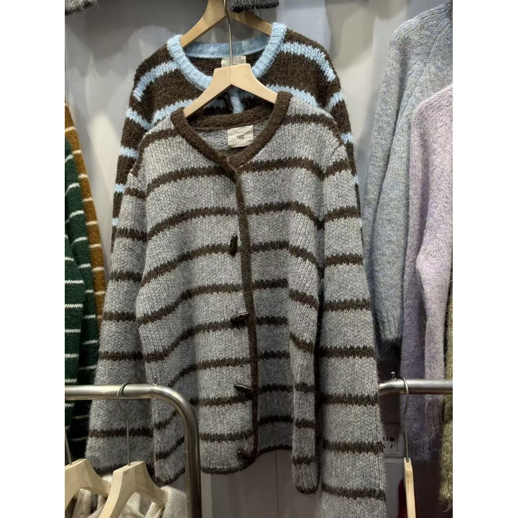 Cardigan So White Phong Cách Hàn Quốc, Len Dày Sọc