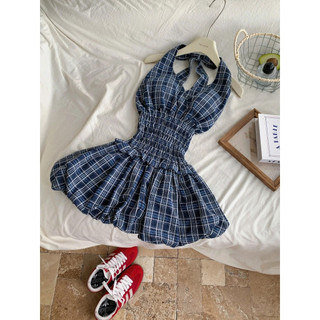 Đầm cổ yếm hở lưng chun nhún eo dáng bí phồng họa tiết caro trendy, Váy cổ yếm buộc nơ siêu xinh