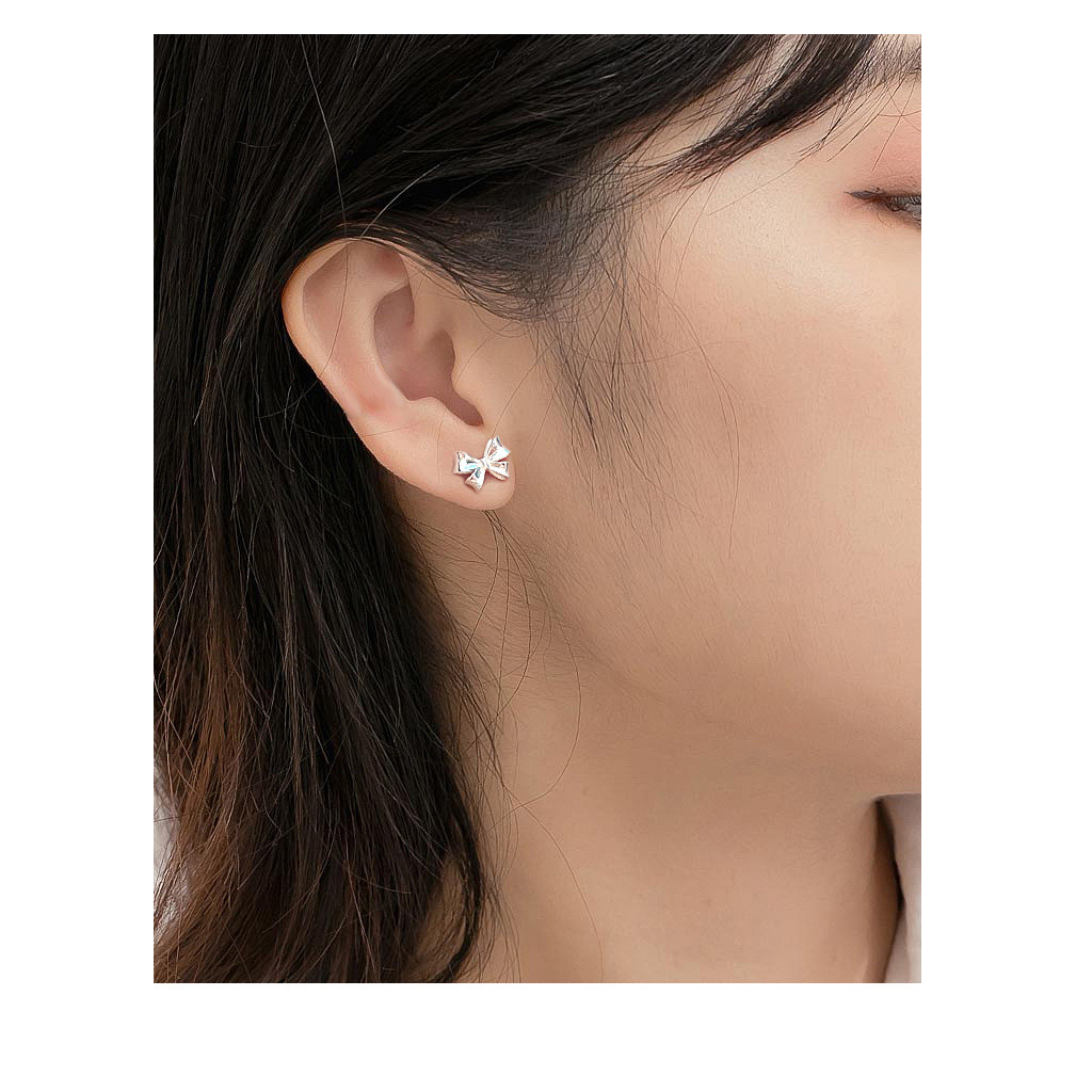 Bông tai nơ bạc tươi và thanh lịch S999