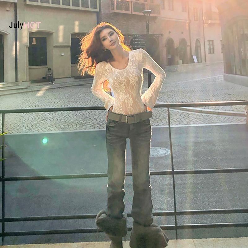 Nữ áo sơ mi ren u-neck trắng, tay dài slim phù hợp xu hướng Y2K - Thời trang cơ bản