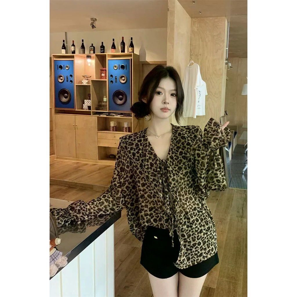 Áo Sơ Mi Nữ Đầu Thu Mới Nguyên Chất Lust Phong Cách Hottie Dây Đeo Cổ Chữ V Xù Da Báo In Rời Giảm Béo Dài Tay Áo Sơ Mi Top Dành Cho Nữ