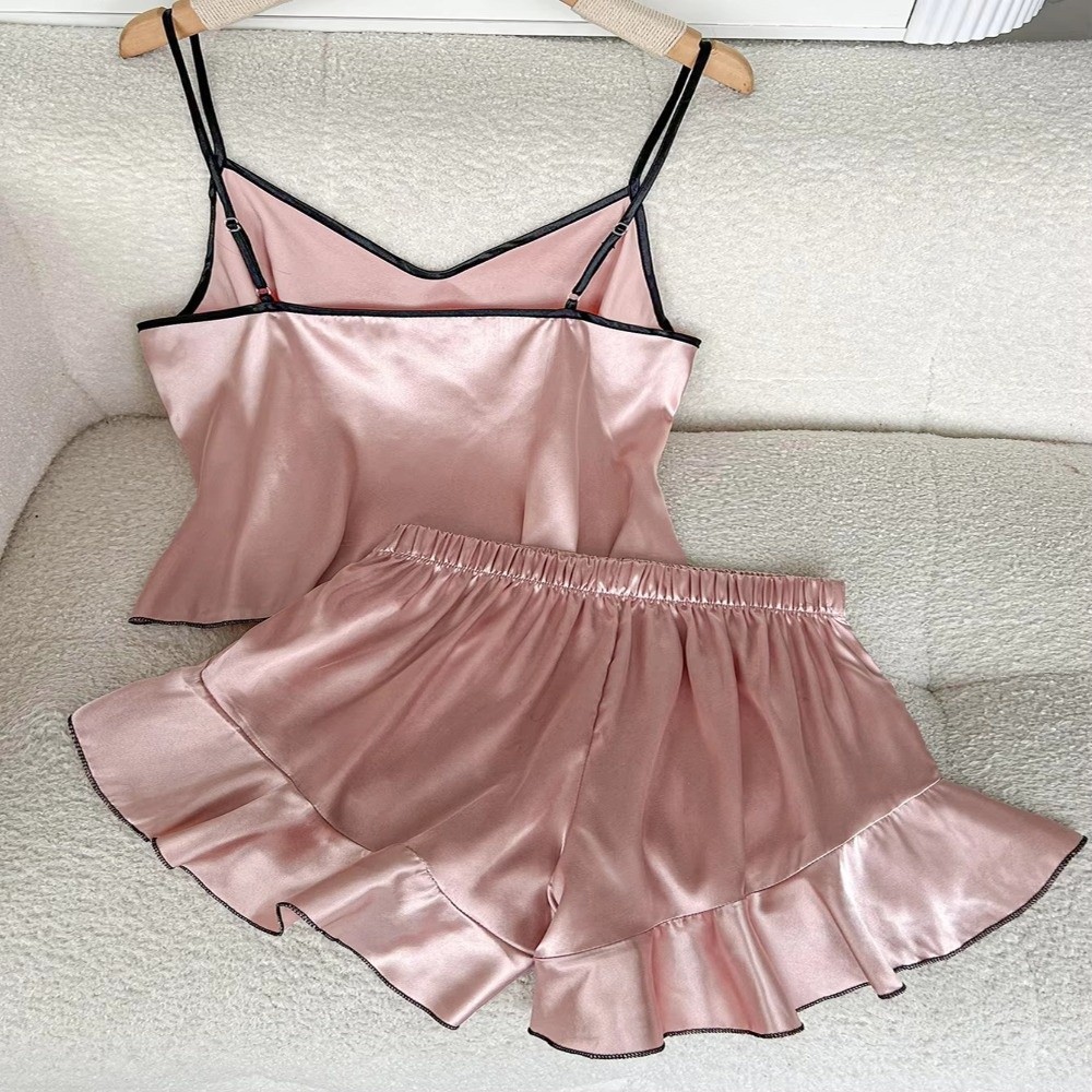 Bộ đồ ngủ hai mảnh nữ cổ chữ V, chất liệu satin lụa mềm mại với ren, thời trang cho hàng ngày