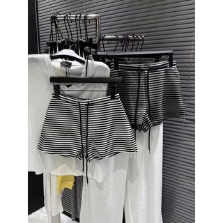 Quần Short Nữ Cạp Cao Phong Cách Hàn Quốc | Dáng Rộng Thun Co Giãn Kẻ Sọc | Mát Mẻ Thoải Mái Che Khuyết Điểm Mặc Nhà Hay Đi Chơi Đều Đẹp